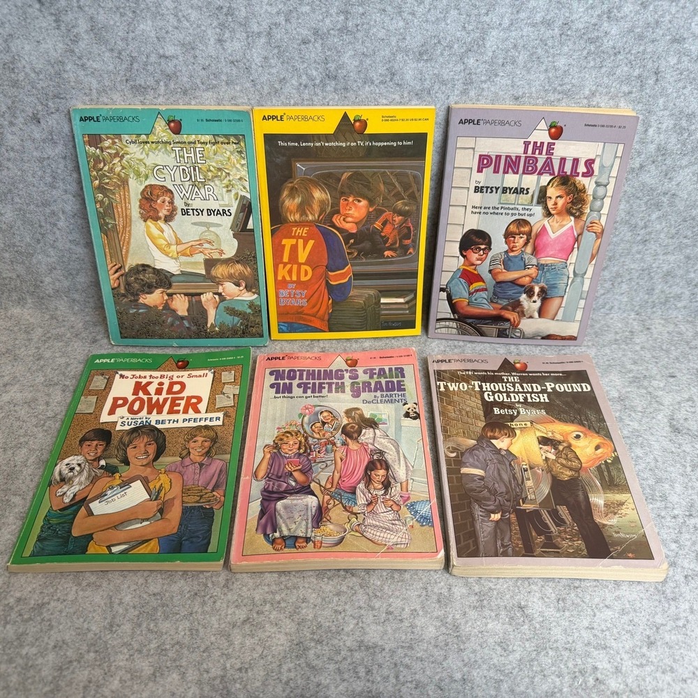 Bundle of 7 Vintage Apple‎ Paperbacks Fiction Chapter Books